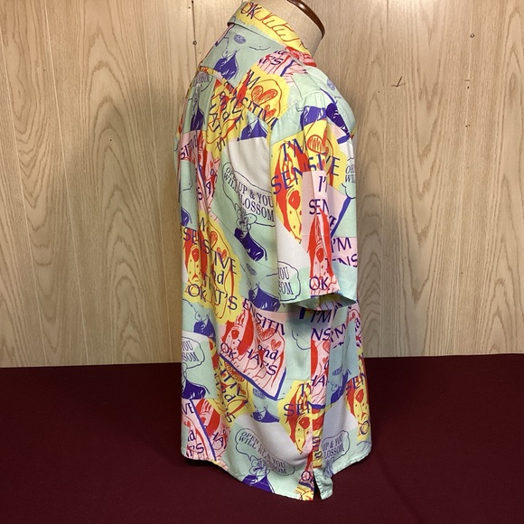 Petals and Peacocks I’m Sensitive all over print mens button down shirt size M - Picture 3 of 9